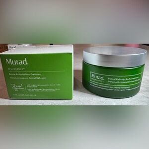 Murad Resurgence Retinal ReSculpt Body Treatment in Green